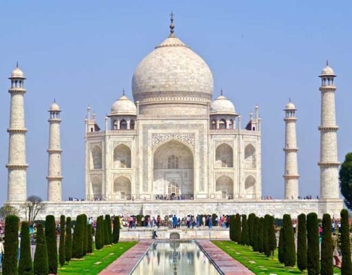 12 Beautiful Beach Town Bargains