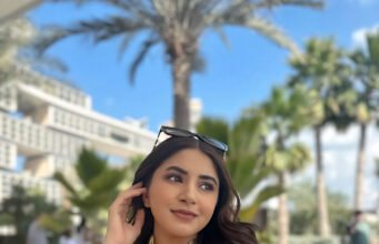 Aashna Shroff is an Indian fashion and beauty blogger, YouTuber and Entrepreneur