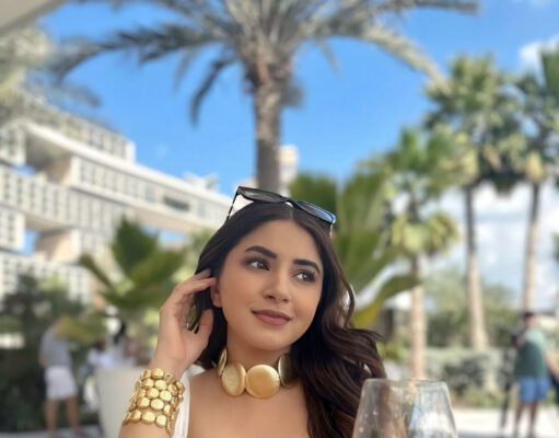 Aashna Shroff is an Indian fashion and beauty blogger, YouTuber and Entrepreneur